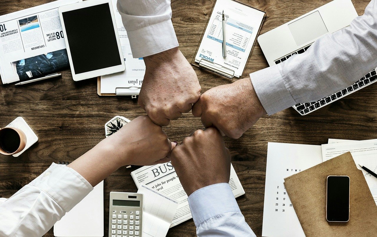 teamwork-cooperation-brainstorming-3213924 teamwork, cooperation, brainstorming-3213924.jpg